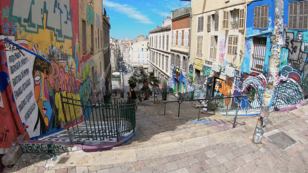 Escalier du Cours Julien à Marseille