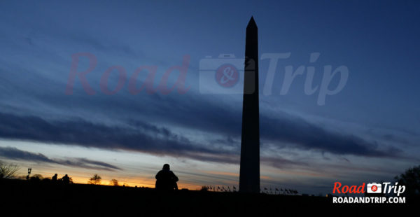 Le Washington Monument au coucher de soleil